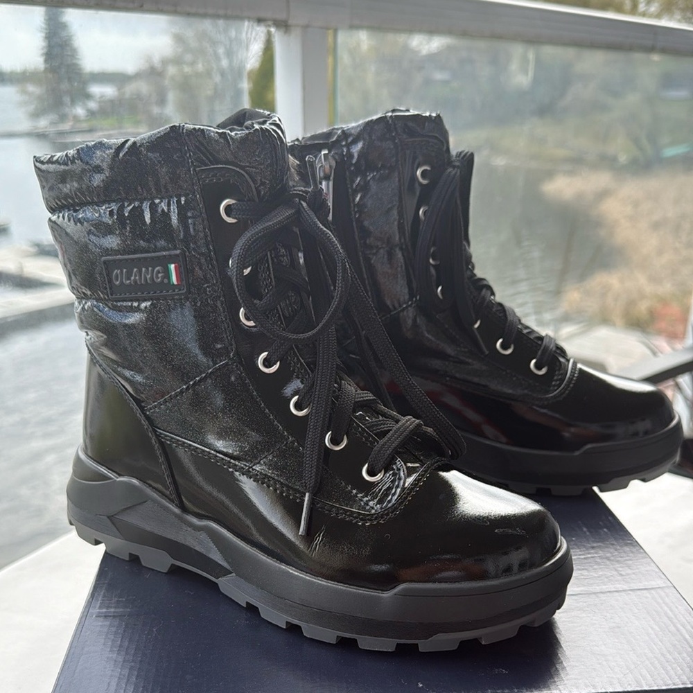 Sleek Black High-Top Winter Boots OLANG GRIP